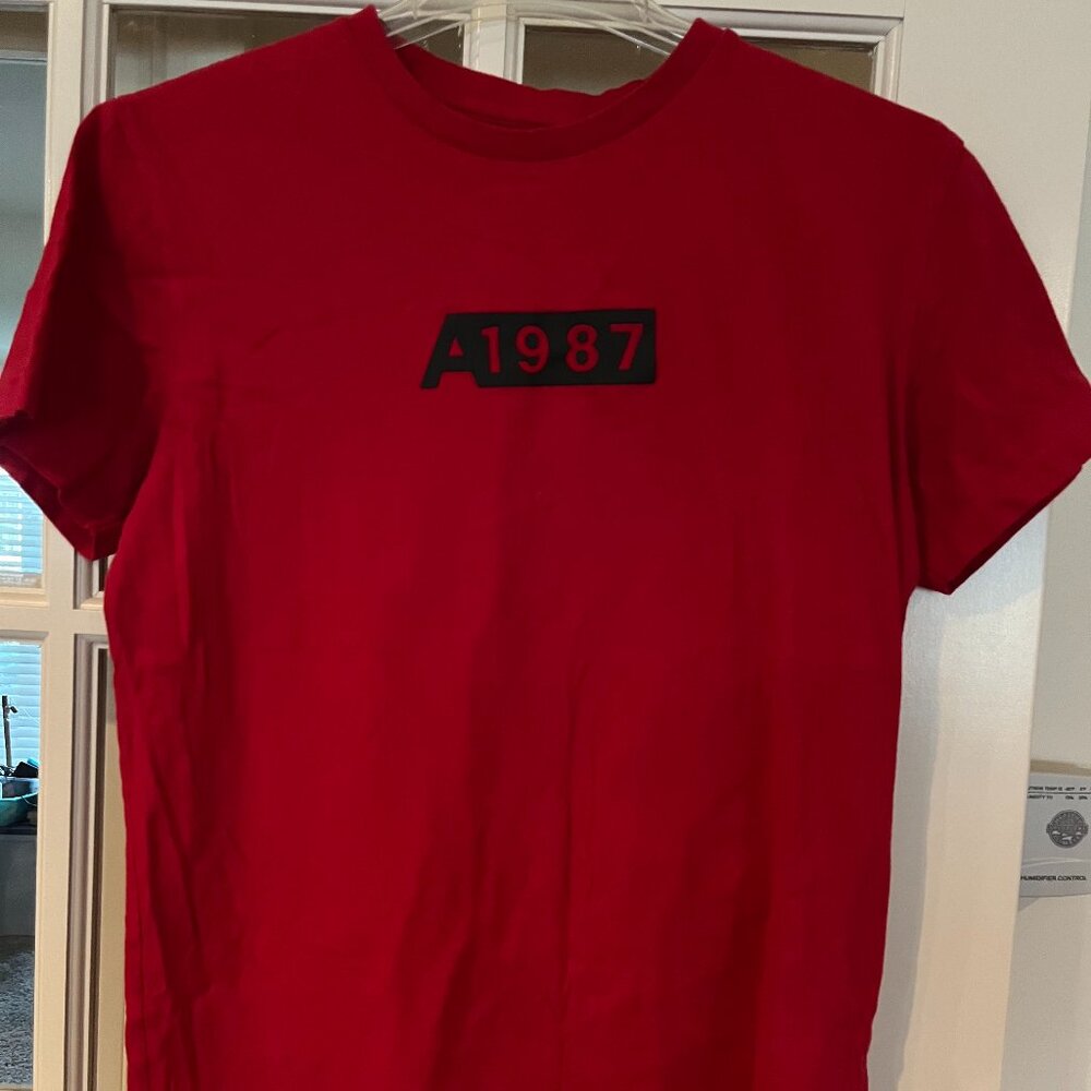 Aeropostale 1987 Logo Tee Red Men's Small